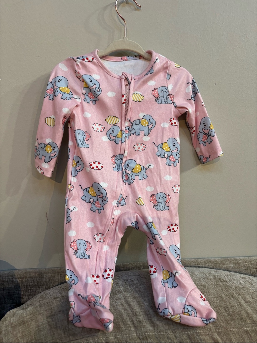 SHEIN Pink Footed Baby One-Piece with Elephant Print